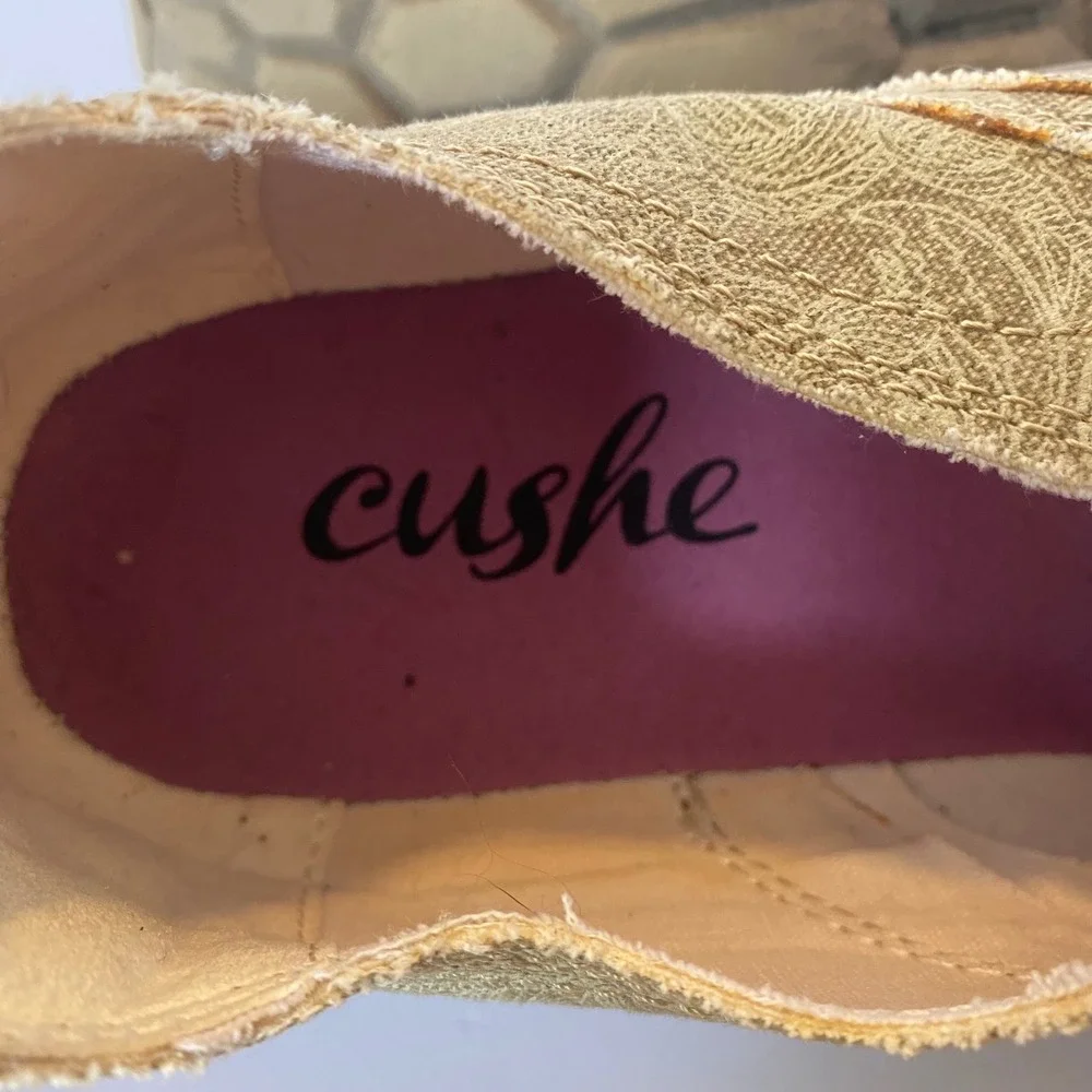 Cushe W Slipper II Women Size 11 Sand Tropic Green Paisley Canvas Slip On Shoes